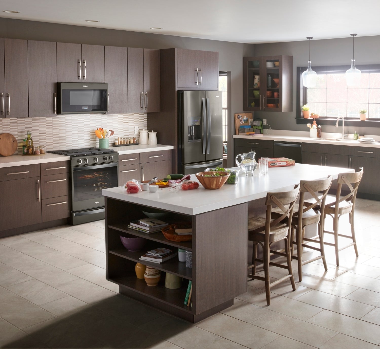 Whirlpool Black Stainless Steel Slide-In Gas True Convection Range (5.8 Cu. Ft.) - WEG750H0HV