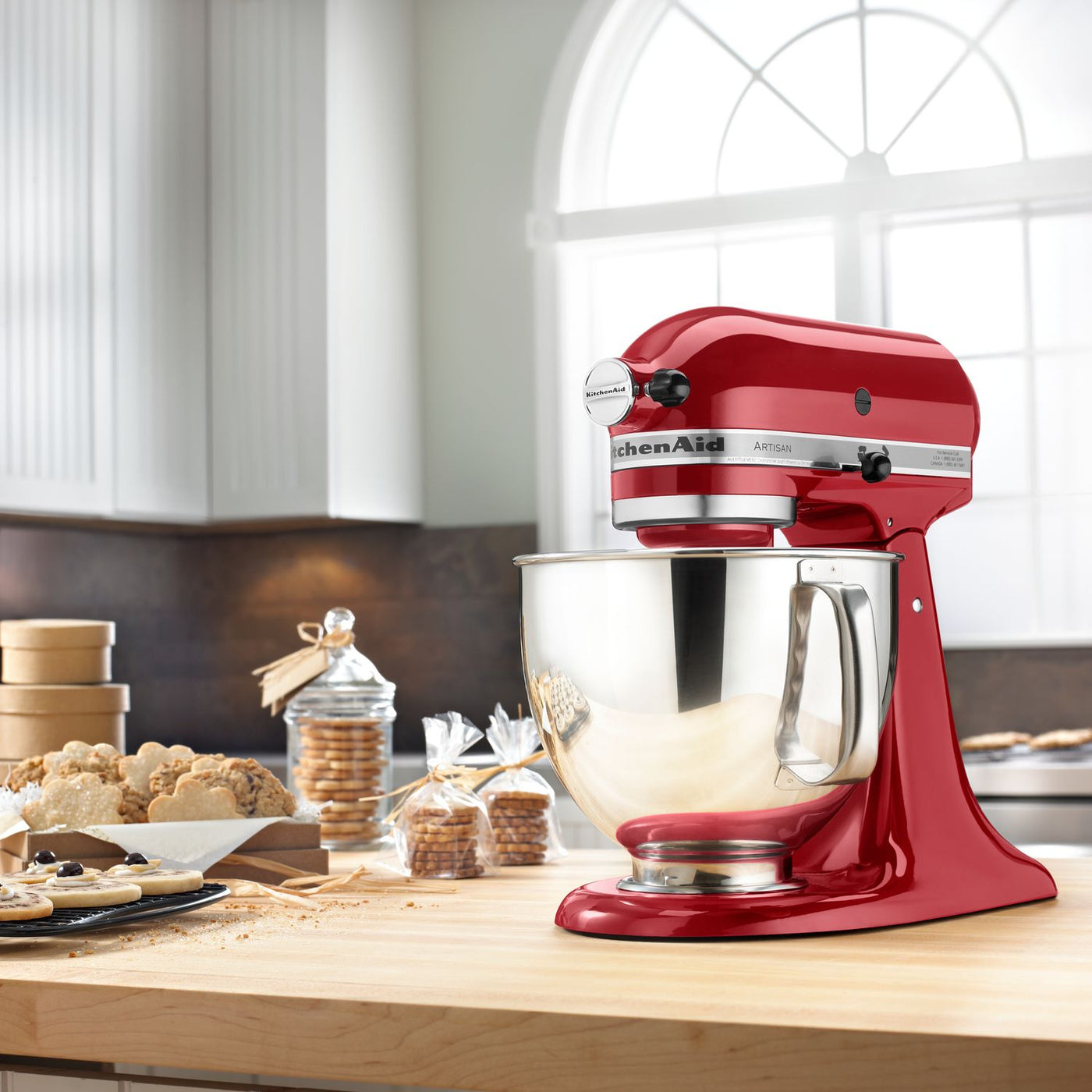 KitchenAid Empire Red 5-Quart Tilt-Head Stand Mixer - KSM150PSER