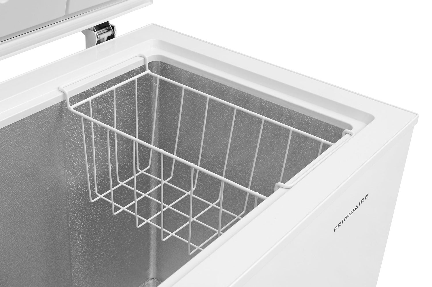 Frigidaire White Chest Freezer (7.0 Cu. Ft.) - FFFC07M1TW