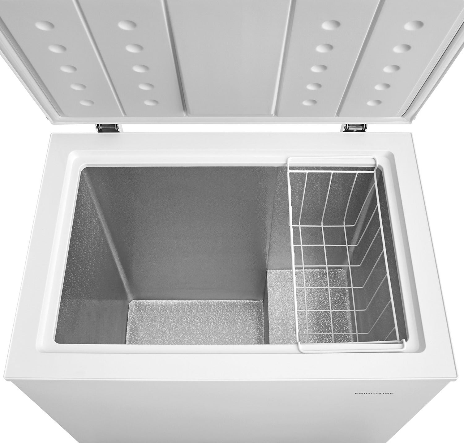 Frigidaire White Chest Freezer (7.0 Cu. Ft.) - FFFC07M1TW