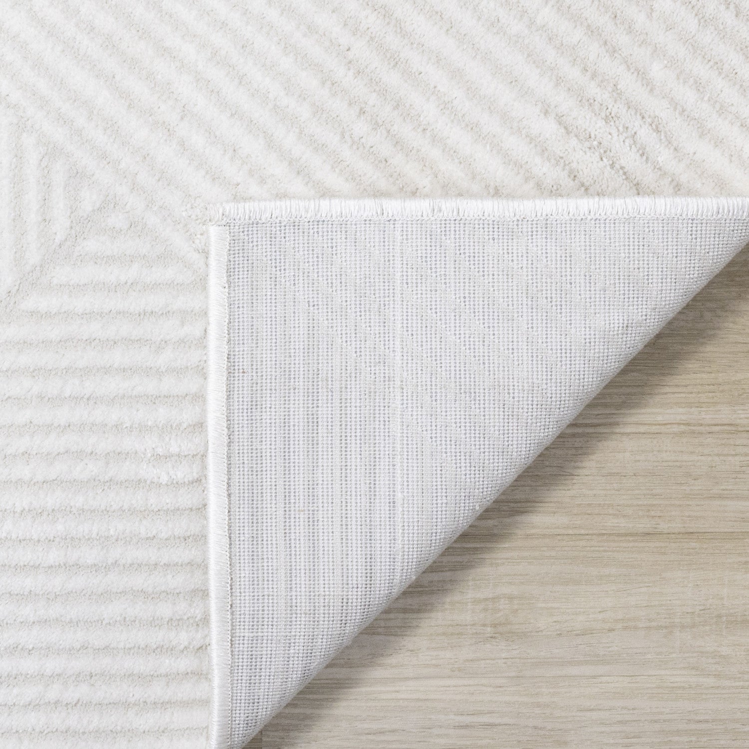 Hillary Neutral Diamonds Area Rug - Cream - 7' X 10'