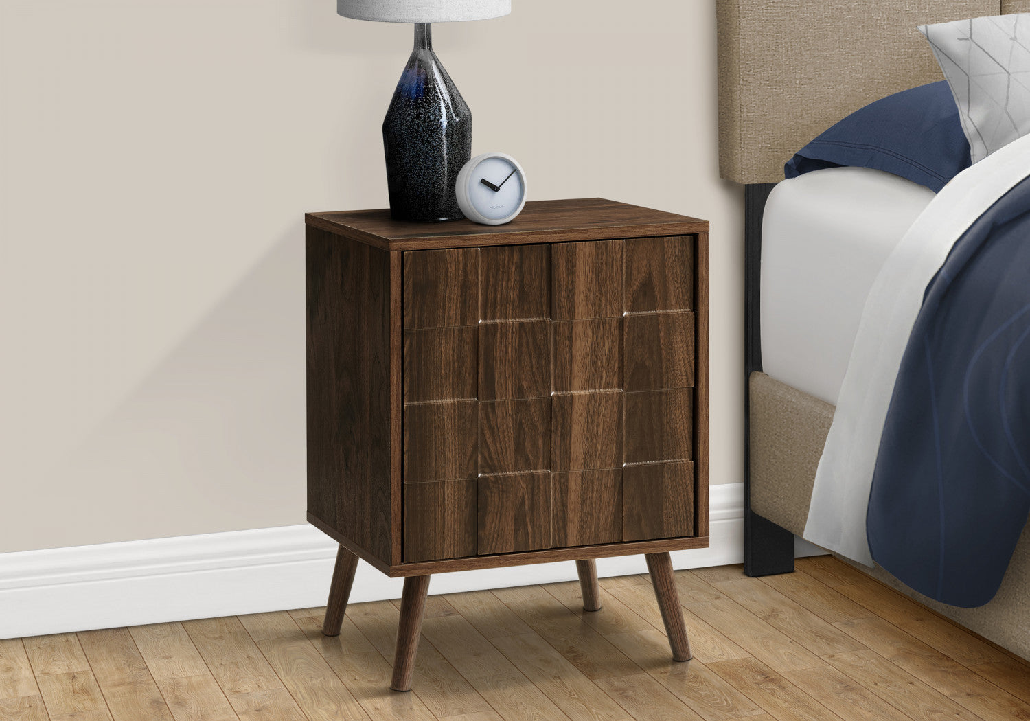 Olvi Side Table - Walnut