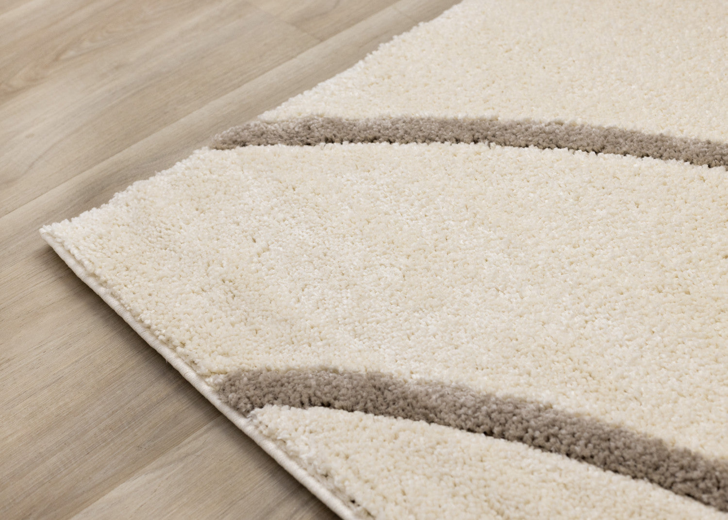 Palace Modern Curves Area Rug - 5' X 8' - Cream/Taupe