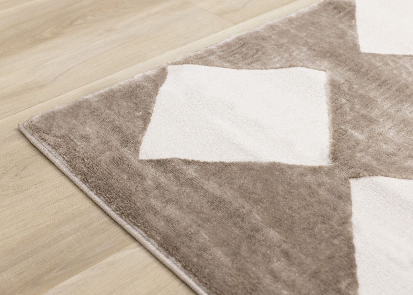 Logan Modern Diamonds Area Rug - Brown Cream - 7' X 10'
