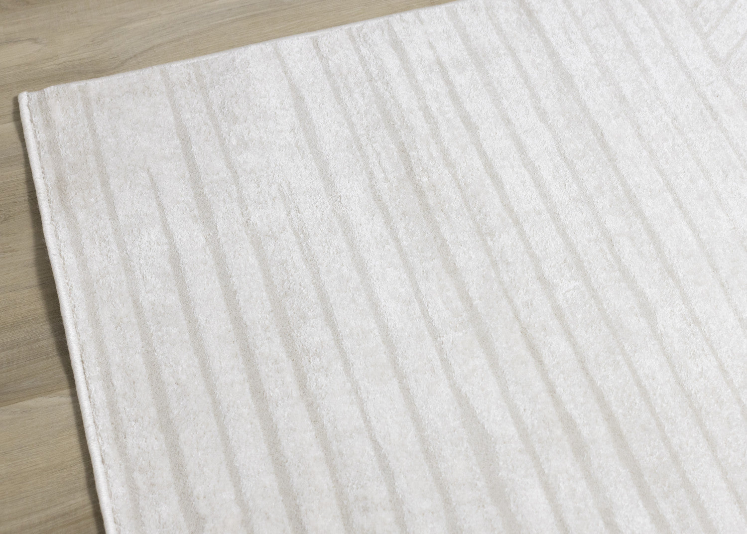 Hillary Modern Lines Area Rug - 8' X 11' - Cream