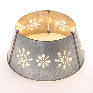 Carolina Vintage Snowflake Metal Christmas Tree Collar - Silver