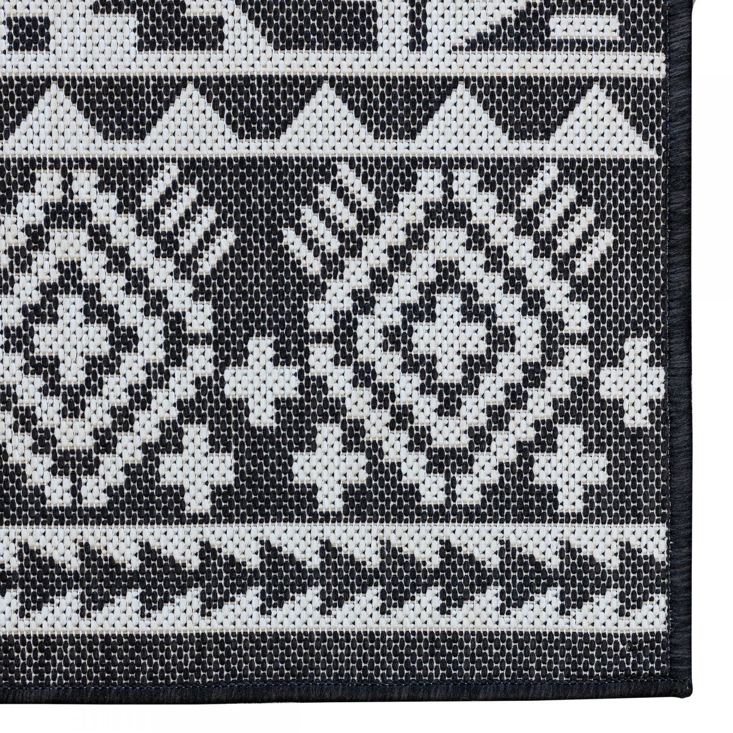 Cabana Tribal Indoor/Outdoor Rug - 6' x 9' - Black