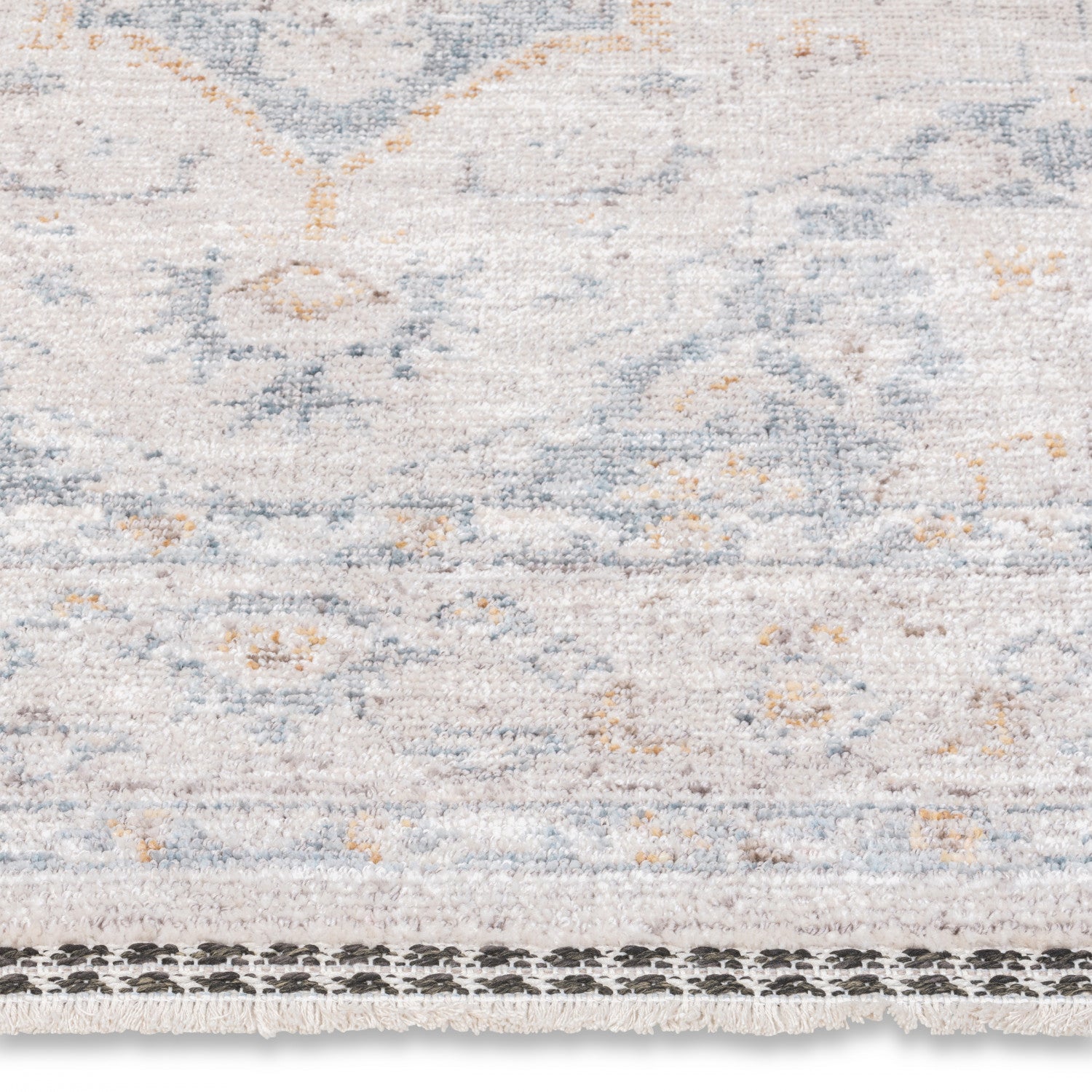 Poetic Traditional Rug - 6' x 9' - Antique White/Brown