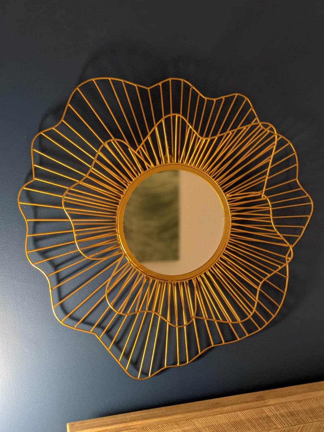 Vadra Flower Mirror - Gold