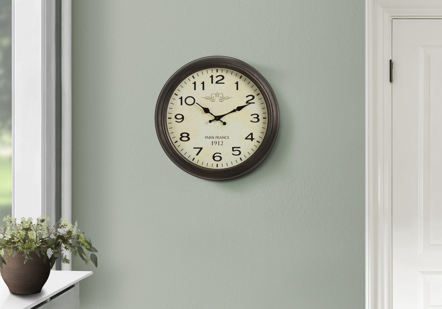 Nova Clock - Brown