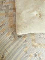 Free Spirit 5-Piece Queen Set