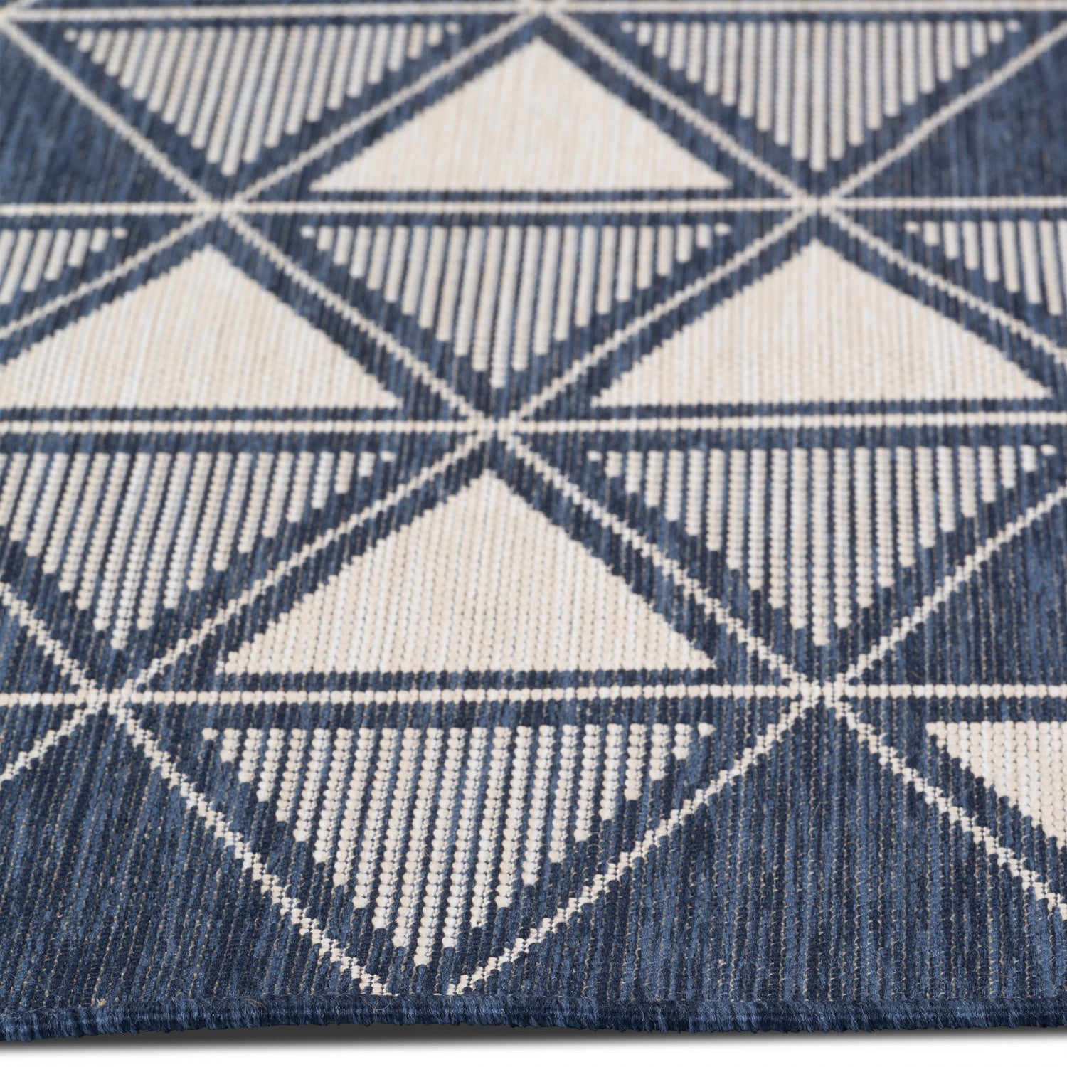 Cabana Triangles Indoor/Outdoor Rug - 3' x 5' - Blue