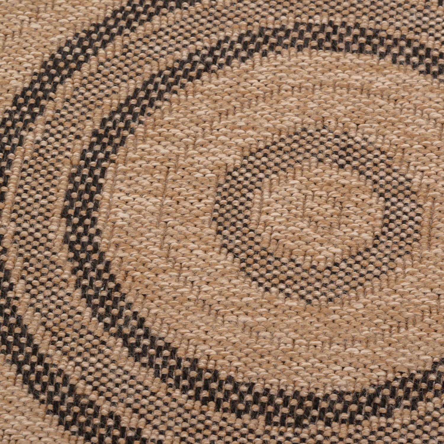 Avanos Circles Indoor/Outdoor Rug - 6ft Round - Beige/Black
