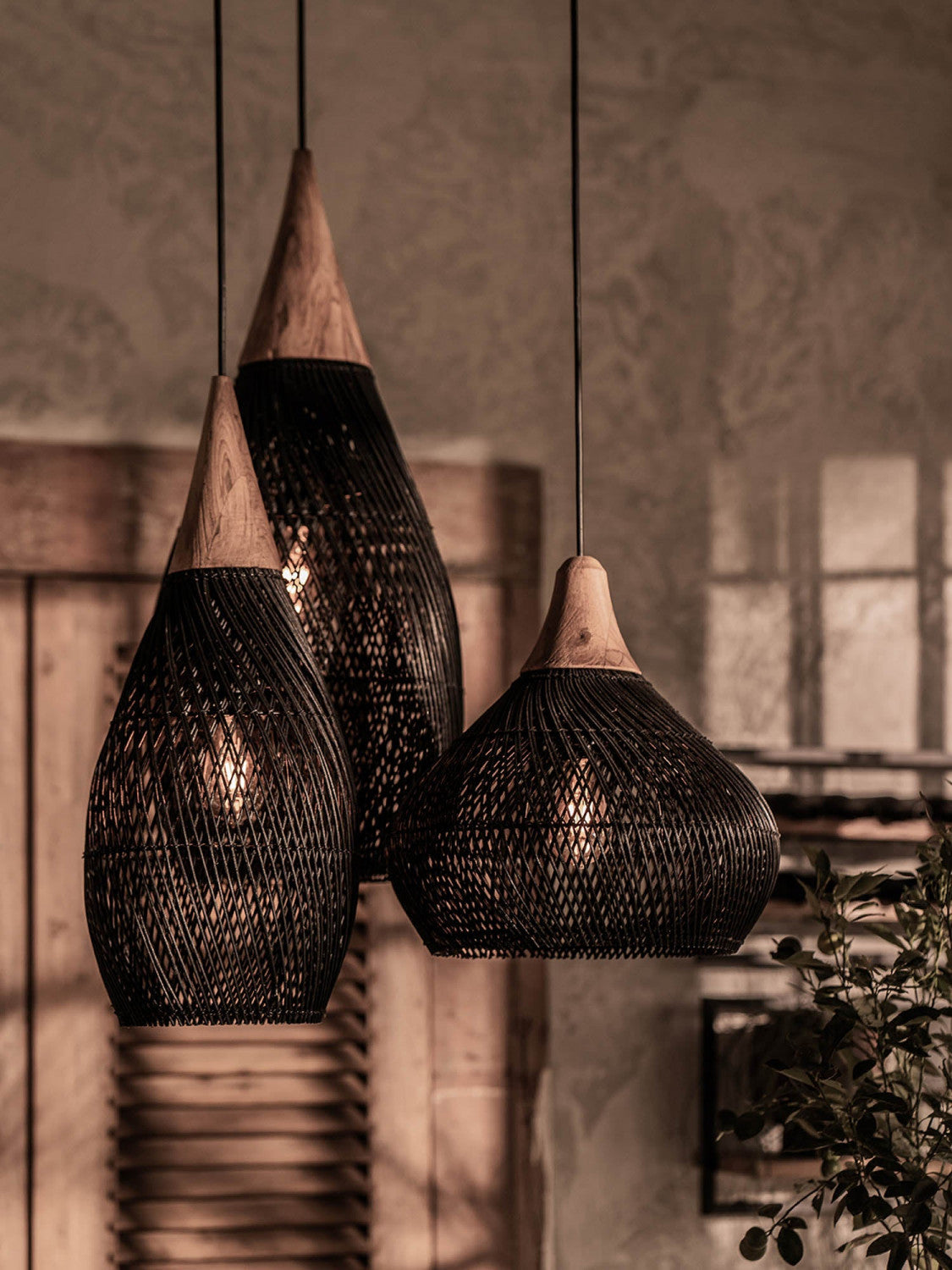 Bayan Horn Pendant Small - Black