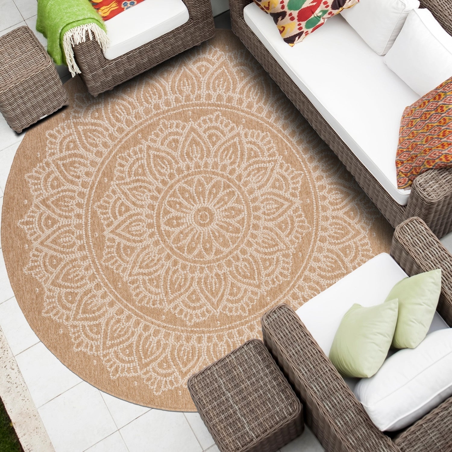 Avanos Medallion Indoor/Outdoor Rug - 6ft Round - Beige/White