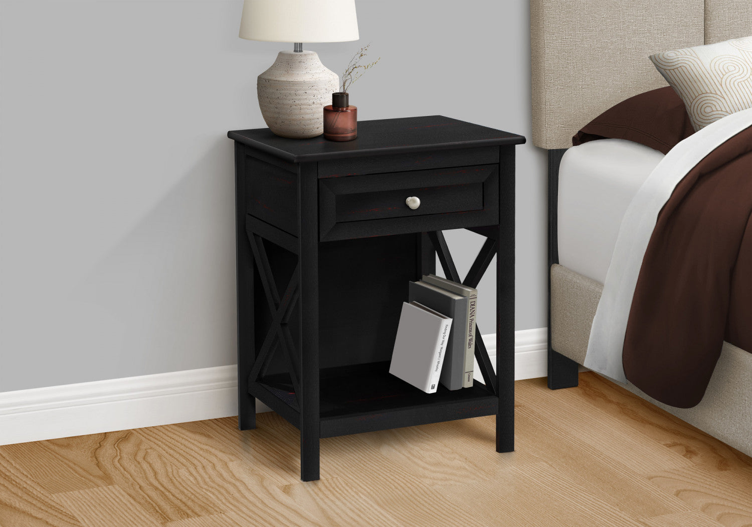 Deanne Side Table - Black
