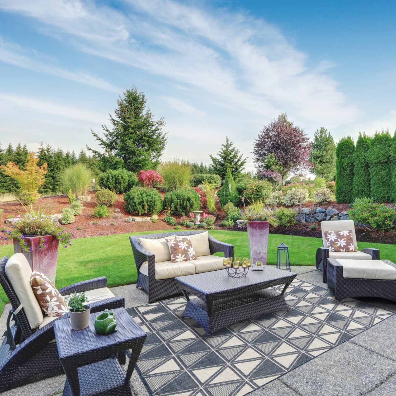 Cabana Triangles Indoor/Outdoor Rug - 6' x 9' - Blue