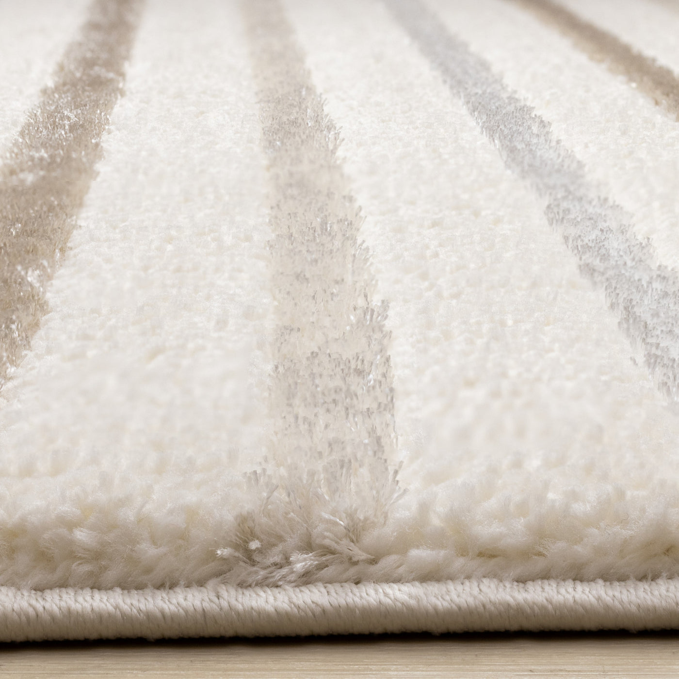 Sasha Soft Modern Lines Area Rug - Cream - 5' X 8'