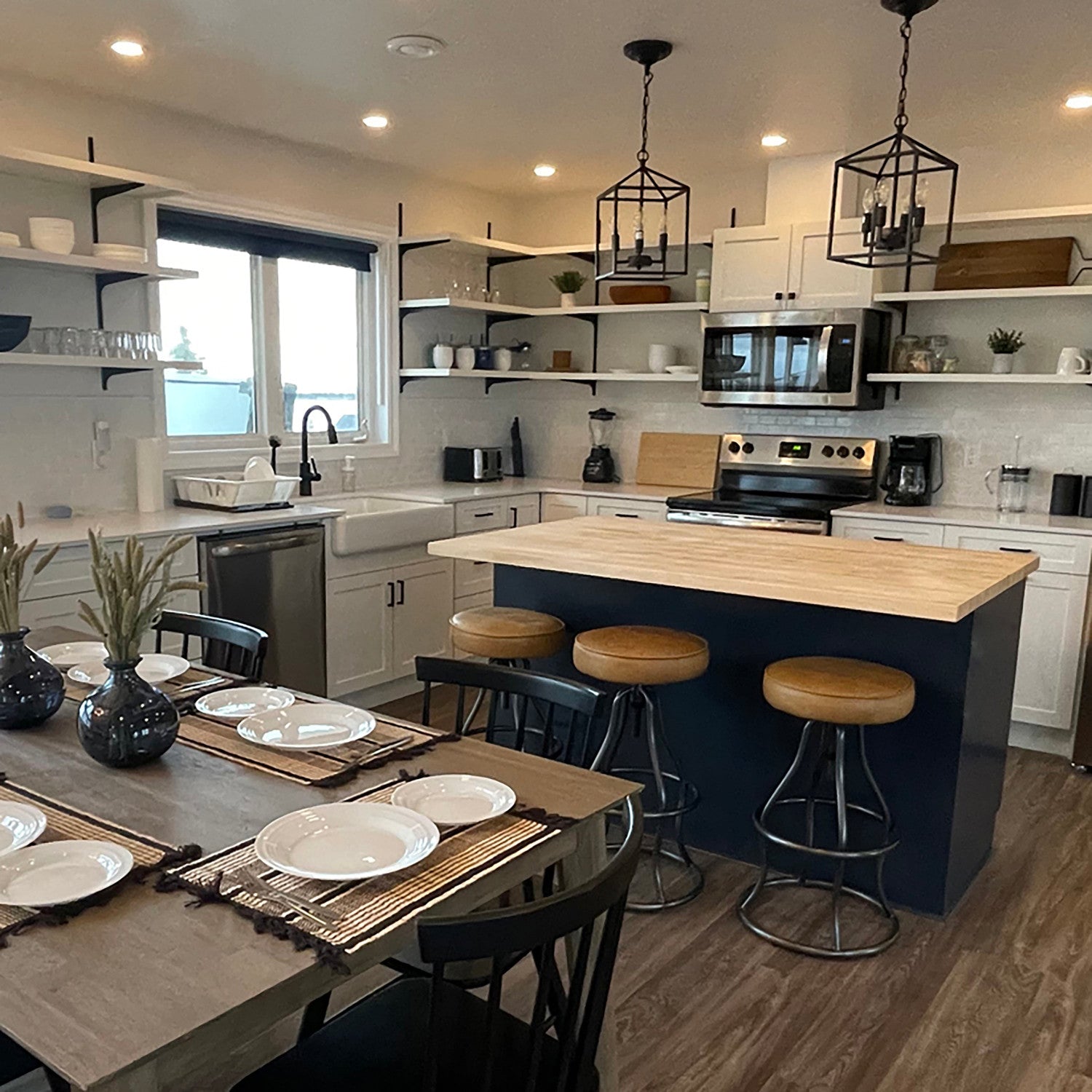 Maloe Leather Bar Stool - Cognac