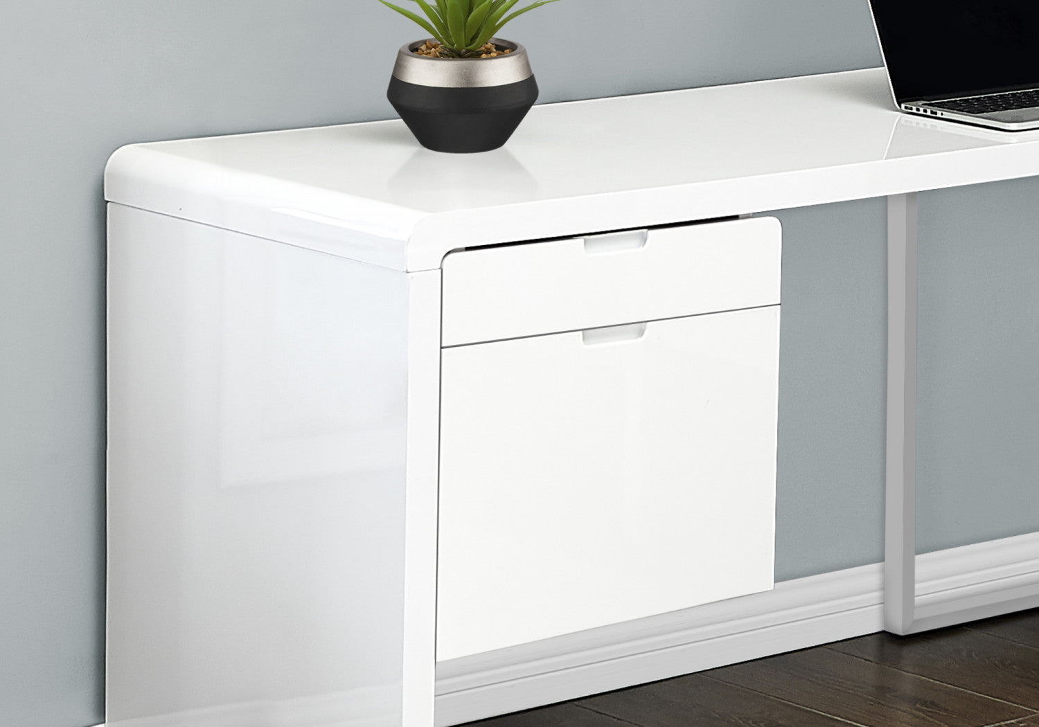 Mysa Desk - White