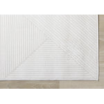 Hillary Neutral Diamonds Area Rug - Cream - 7' X 10'