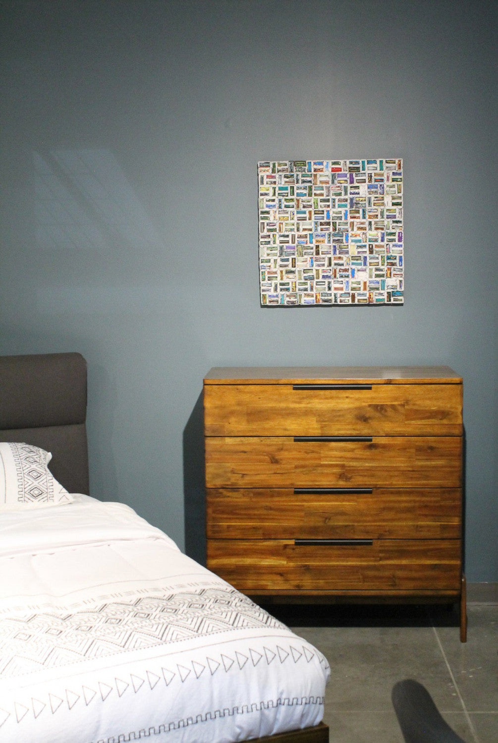 Bayan 24" Kaleidoscope Wall Art