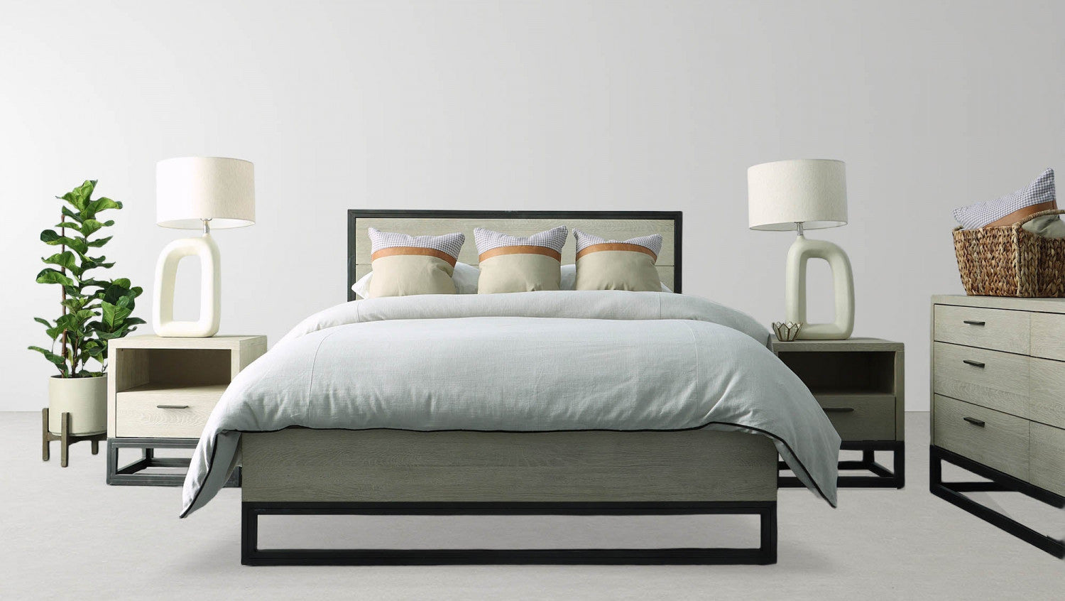 Lynwick Table Lamp - Ivory