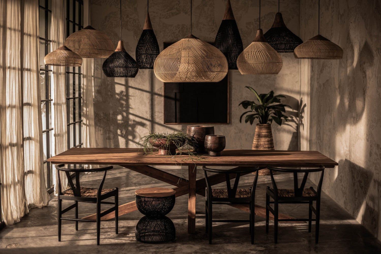 Bayan Horn Pendant Large - Black