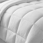 Cotton House Seersucker Queen Duvet - White