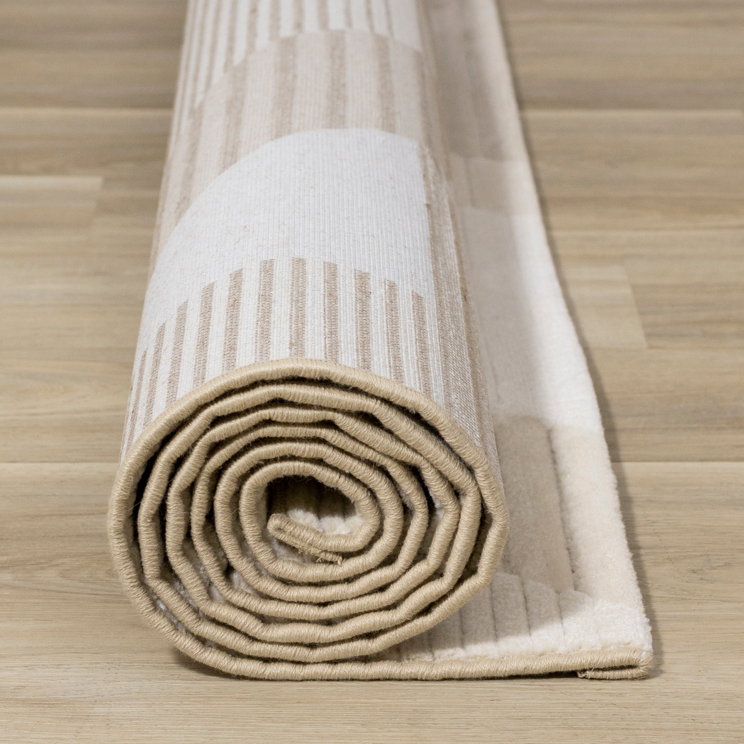 Sandstone Plains 5'3" x 7'7" Elegant Contemporary Geometric Pattern Area Rug - Cream