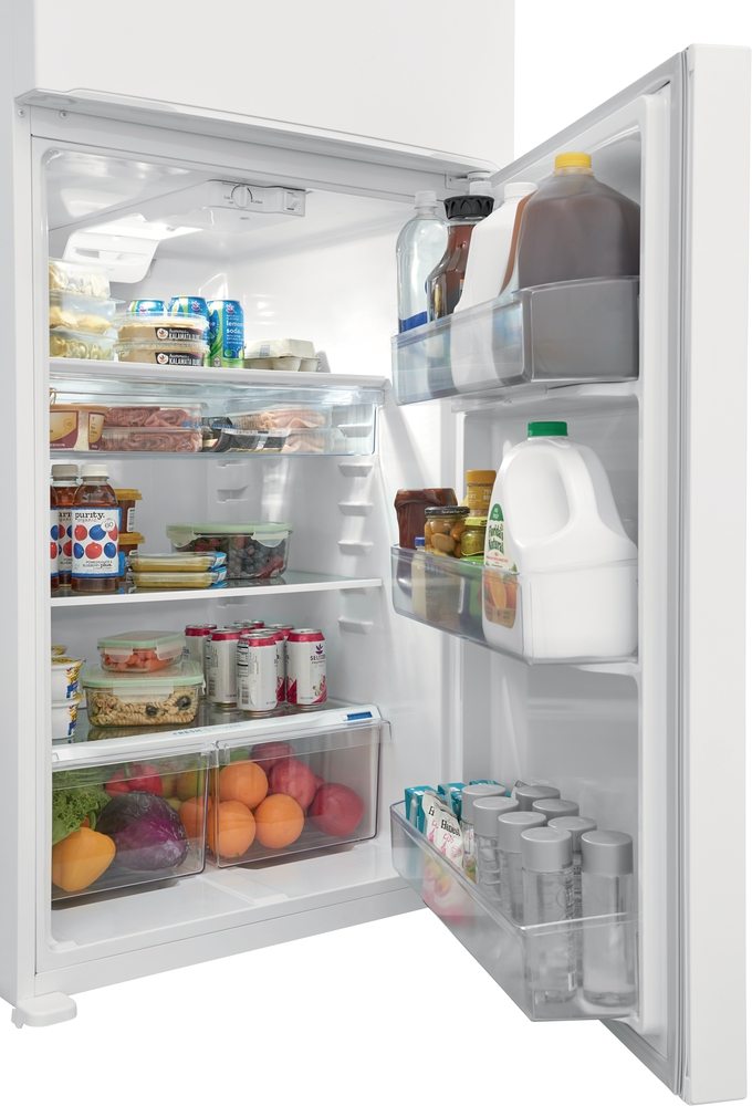 Frigidaire White Top-Freezer Refrigerator (20 Cu. Ft.) - FFTR2045VW