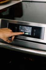 Frigidaire Gallery Stainless Steel Freestanding Electric Range with Stone-Baked Pizza (6.2 Cu. Ft.) - GCFE307CBF