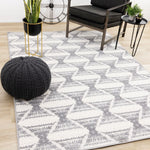 Grey Pathway 5'3" x 7'7" Ogee Patterned Area Rug - Grey, White
