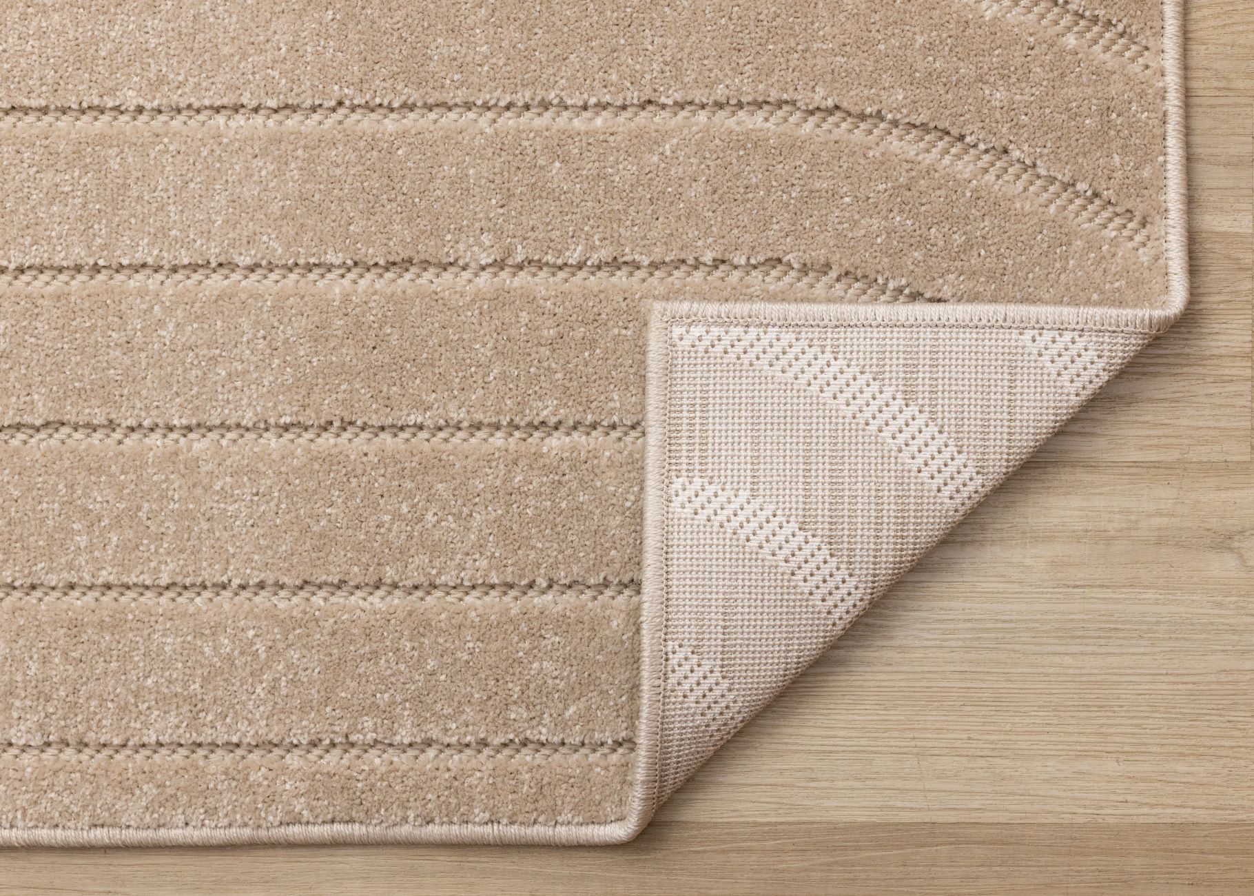 Golden Dunes 5'3" x 7'7" Modern Curved Arches Design Area Rug - Beige