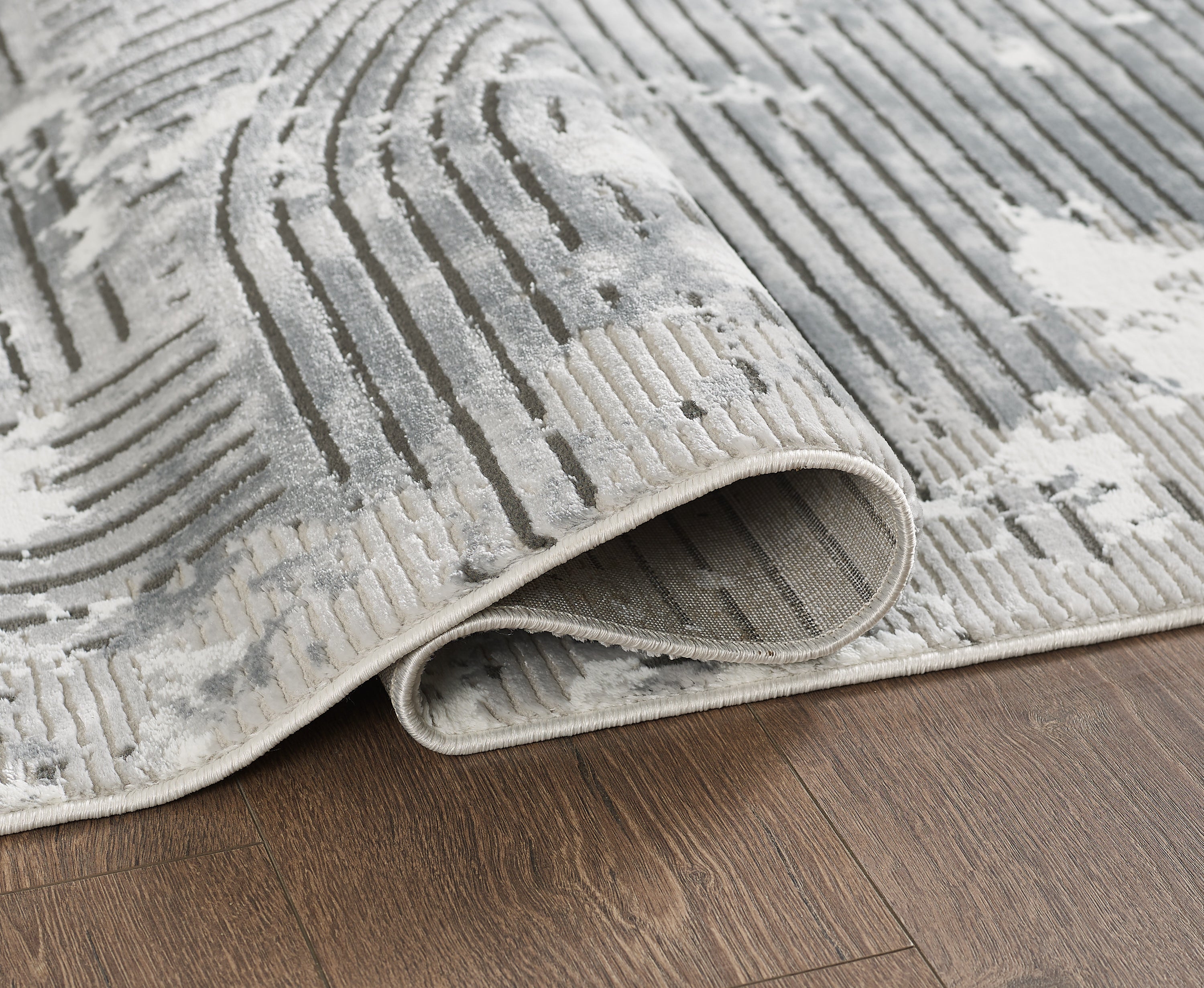 Merinos Petra 5'3" x 7'5" Area Rug - Dark Grey