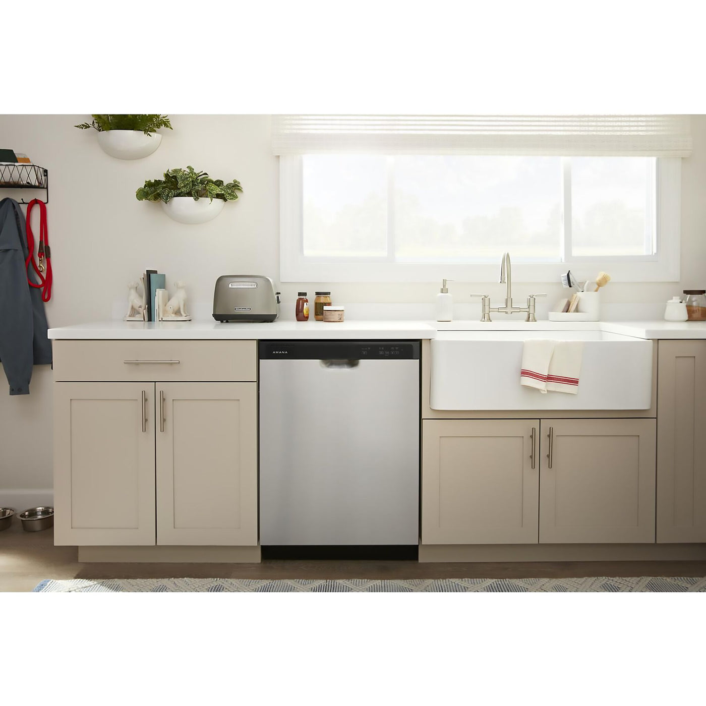 Amana Stainless Steel Dishwaser with Quick Wash Cycle - ADFS2524RS
