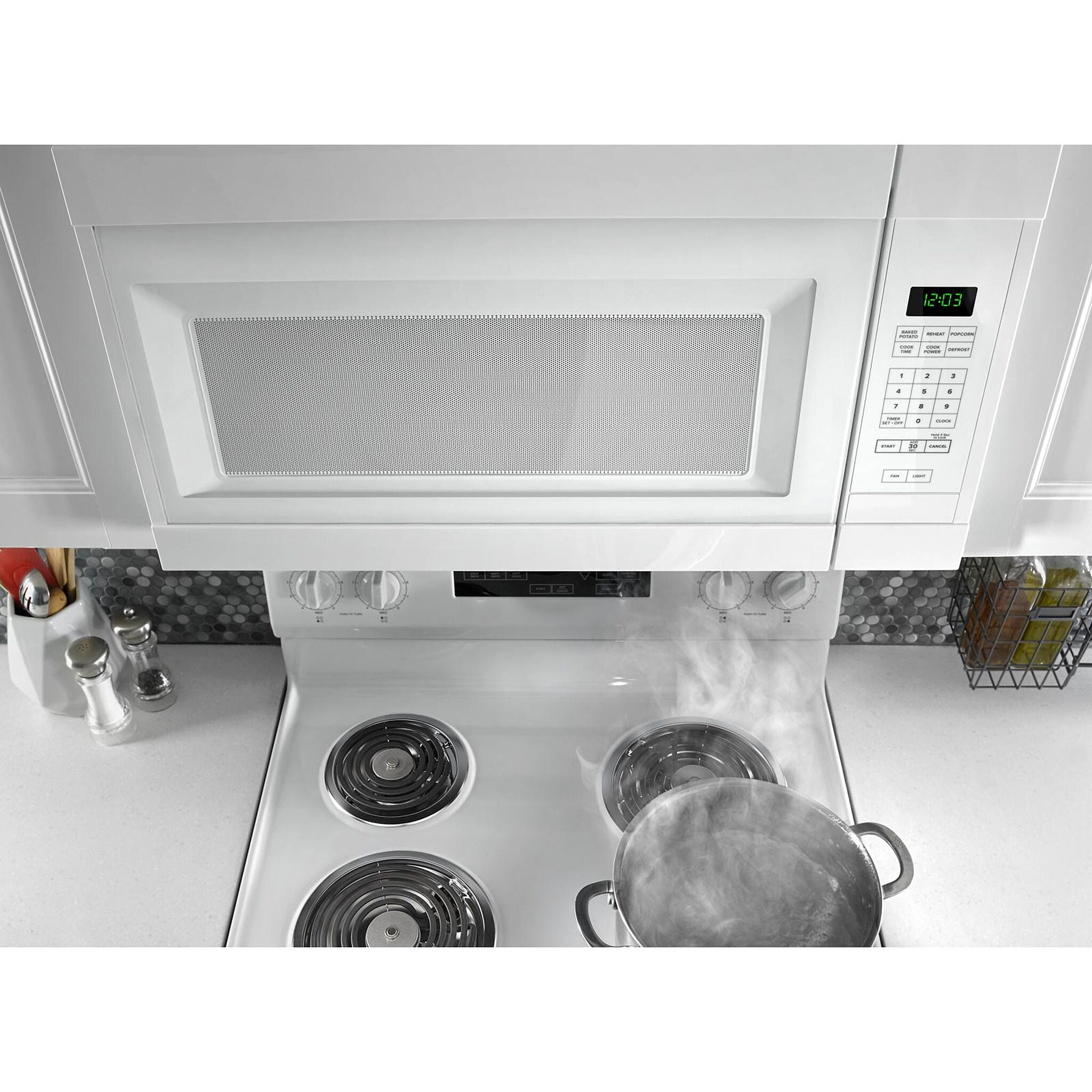 Amana White Freestanding Electric Range (4.8 Cu. Ft.) - YACR4503SFW