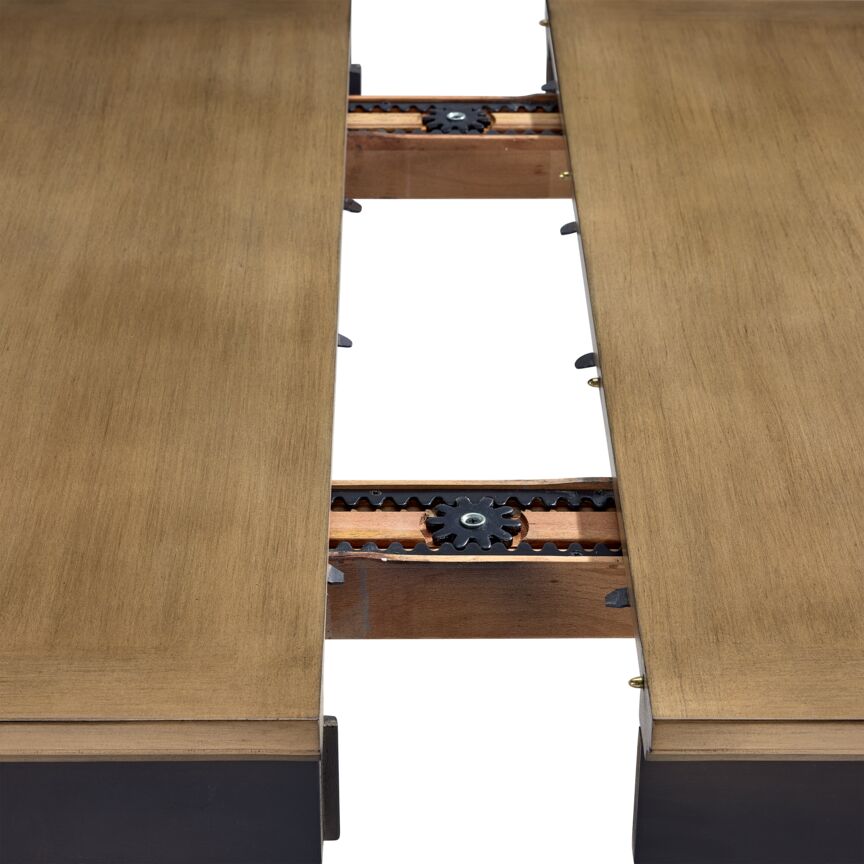 Greyridge Farm Extendable Dining Table - Oak