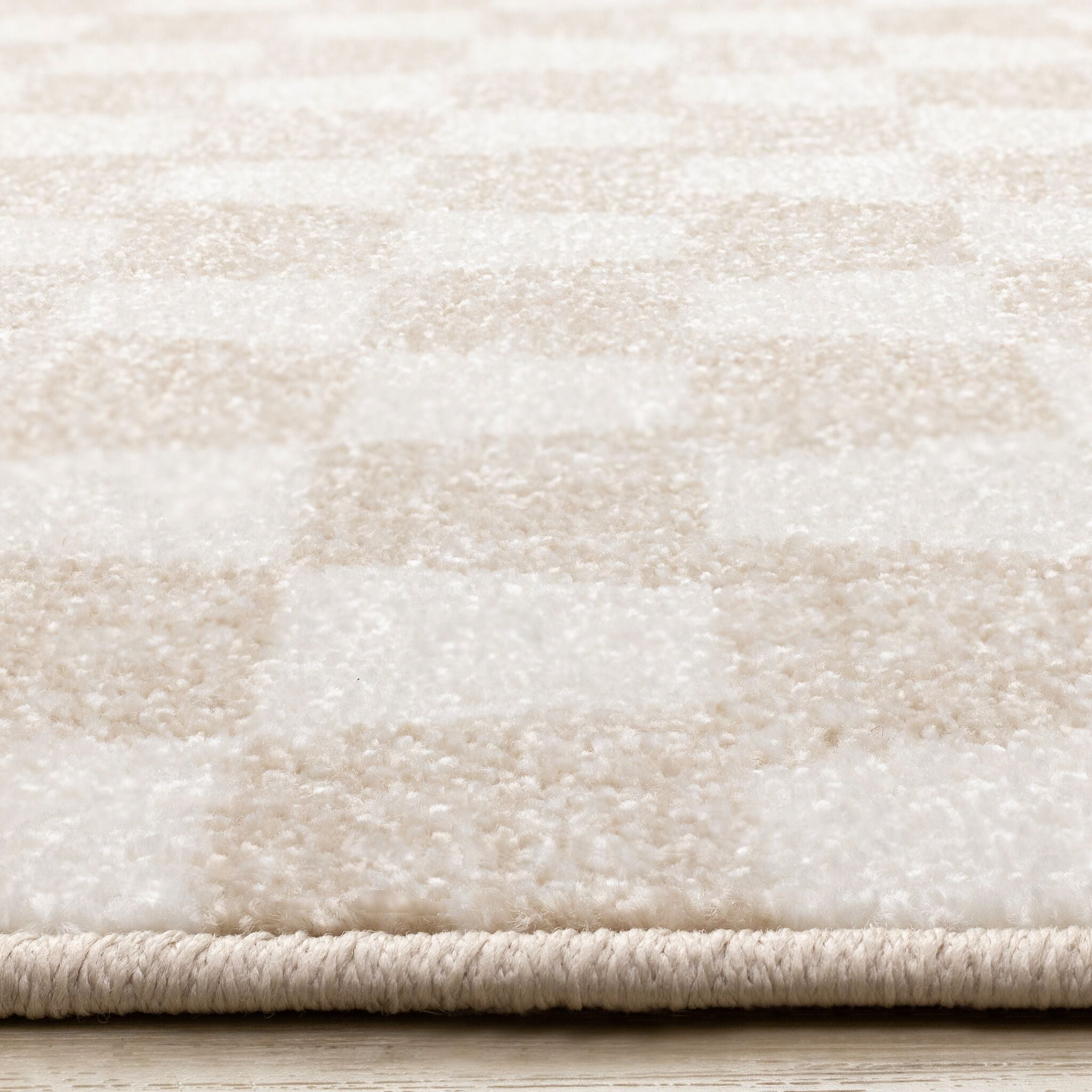 Gentle Wave 5'3" x 7'7" Wavy Line Area Rug - Beige, Cream