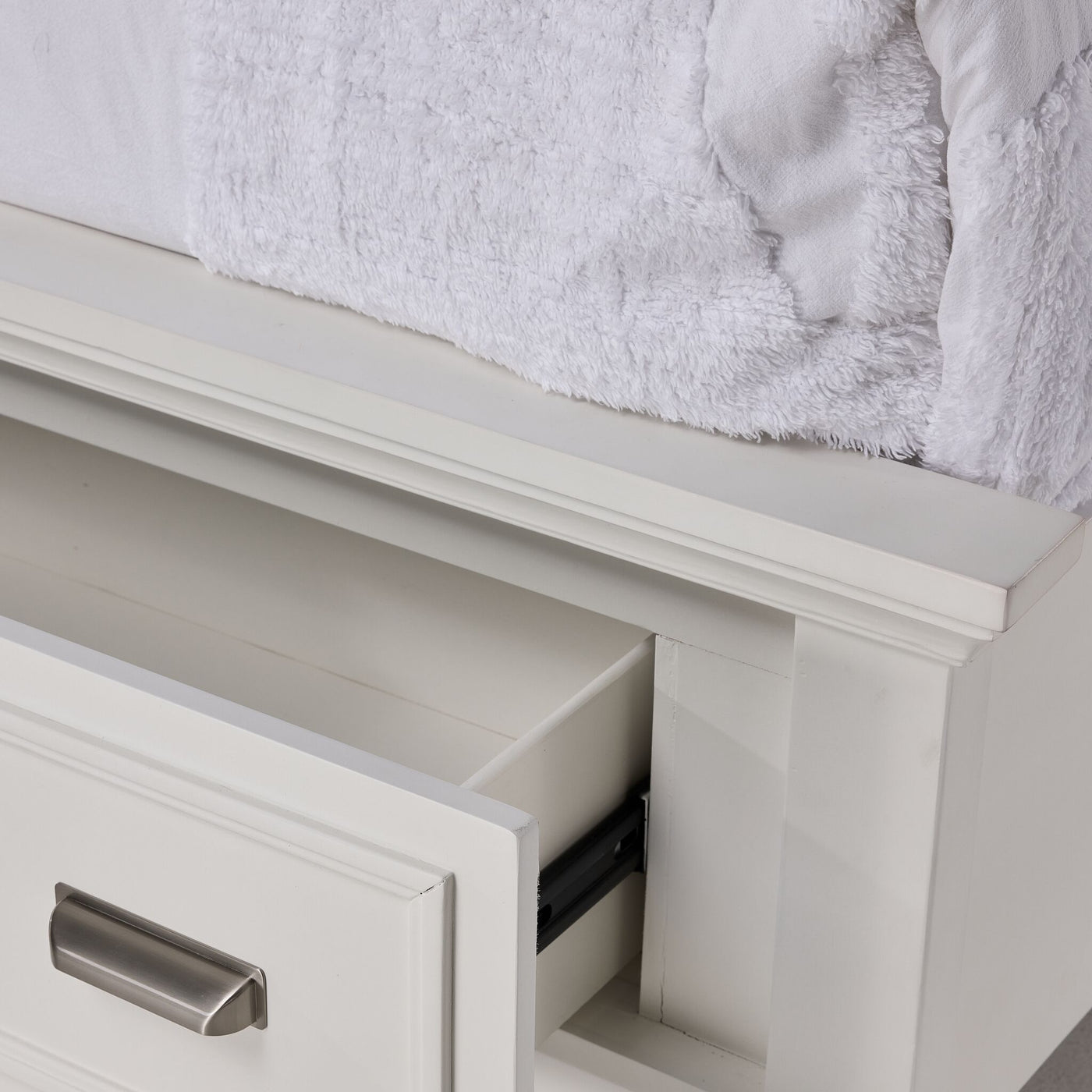 Charleston 3 - Piece Queen Storage Bed - Dove White