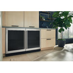 Electrolux Stainless Steel Under-Counter Beverage Centre (5 Cu. Ft.) - EI24BC15VS
