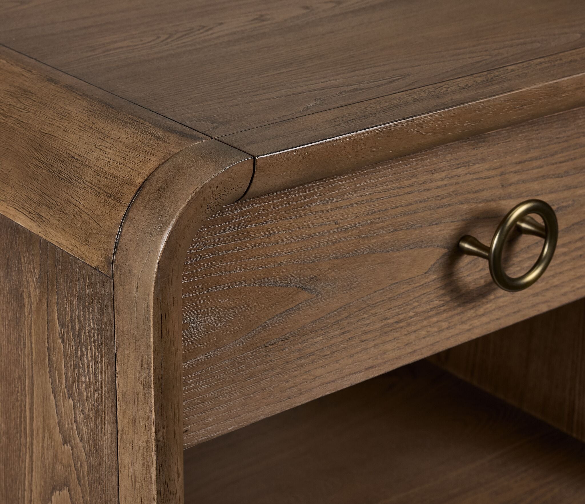 In Harmony - Elure 24" Waterfall End Table - Latte