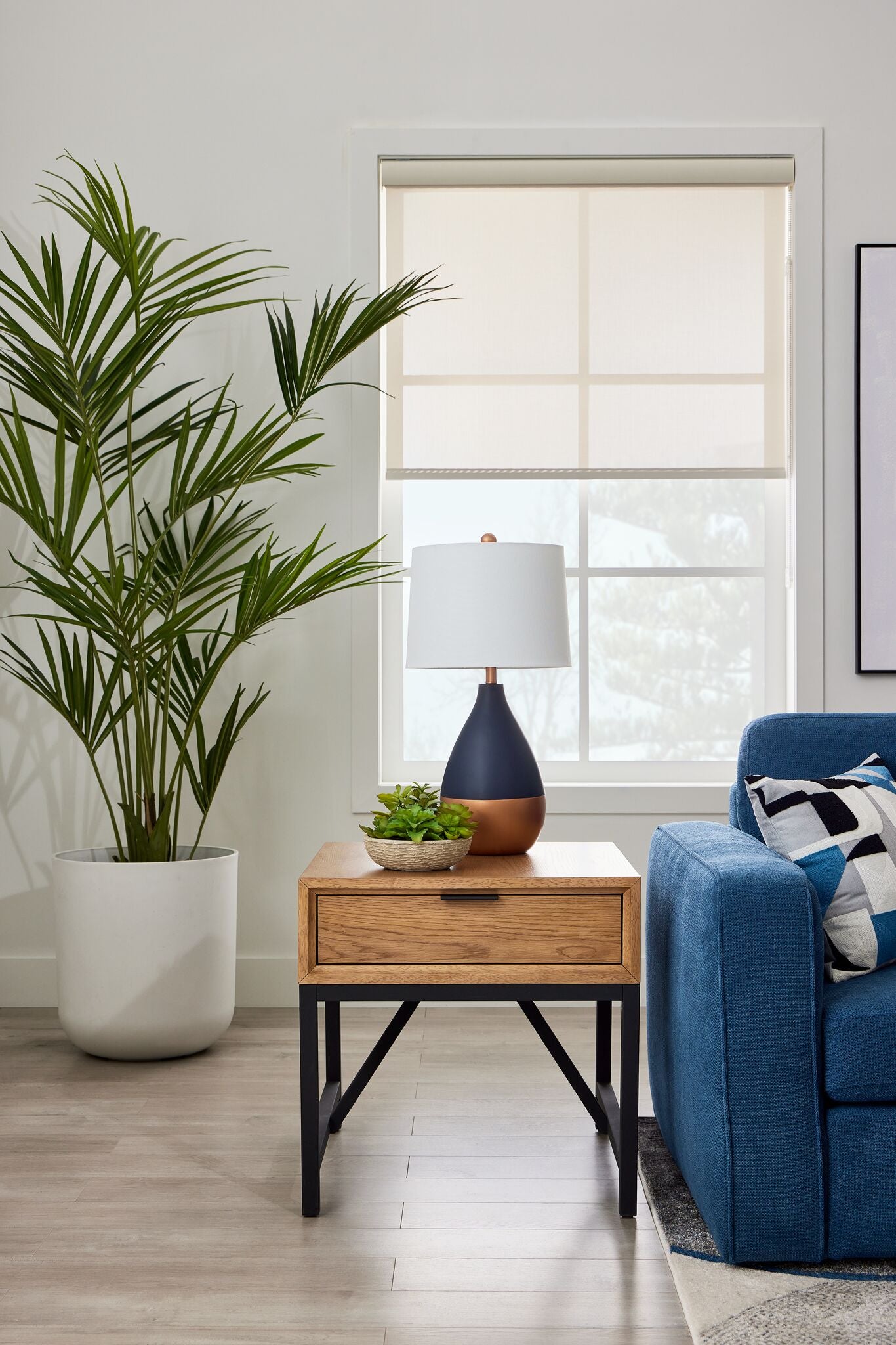 Feeling Connected - Newport 24" End Table - Oak and Black