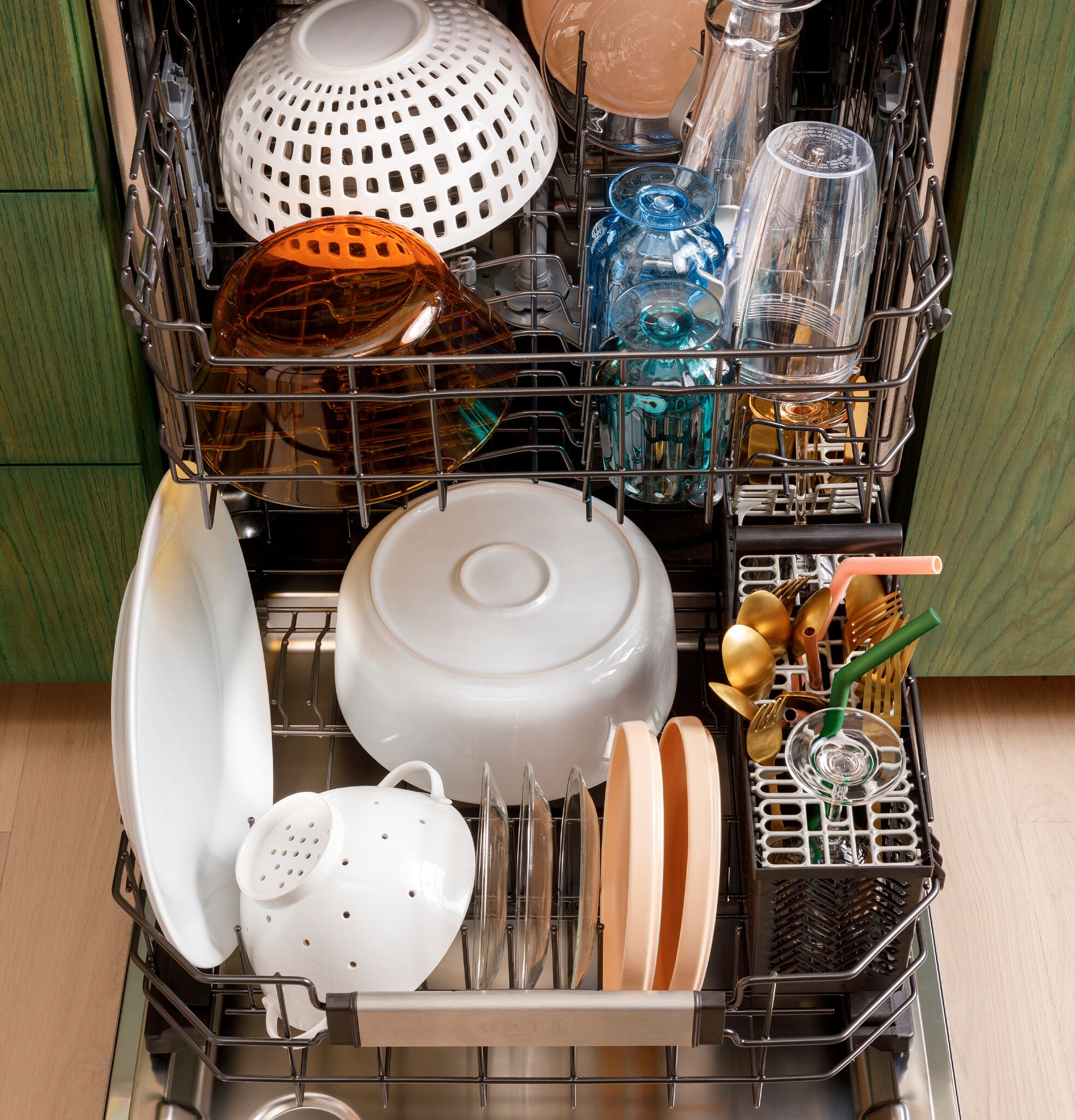 Café Matte White Custom-Fit Dishwasher with UltraWash - CDT888P4VW2