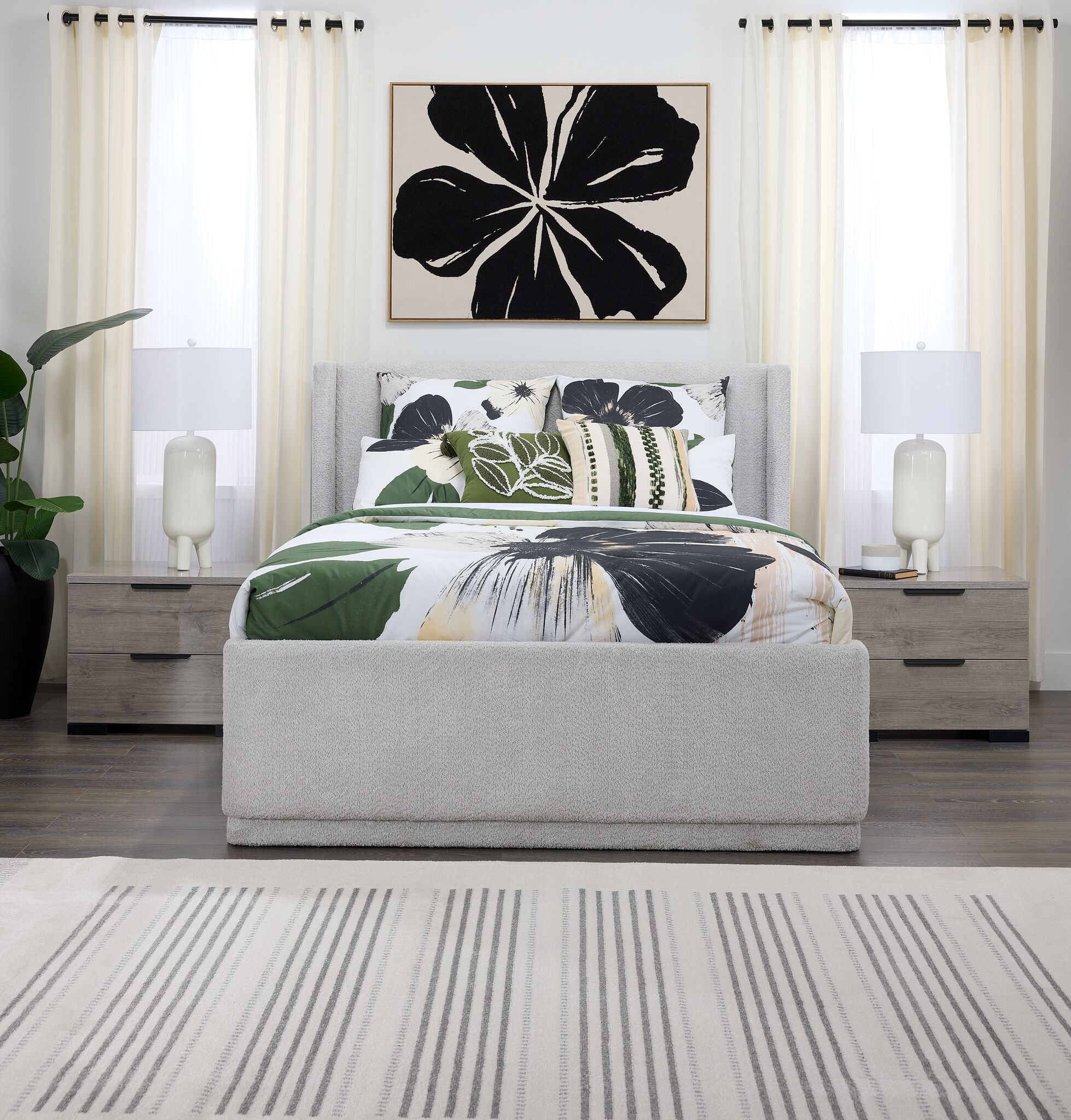 In Full Bloom - Hallie 3-Piece Full Upholstered Bed - Light Grey