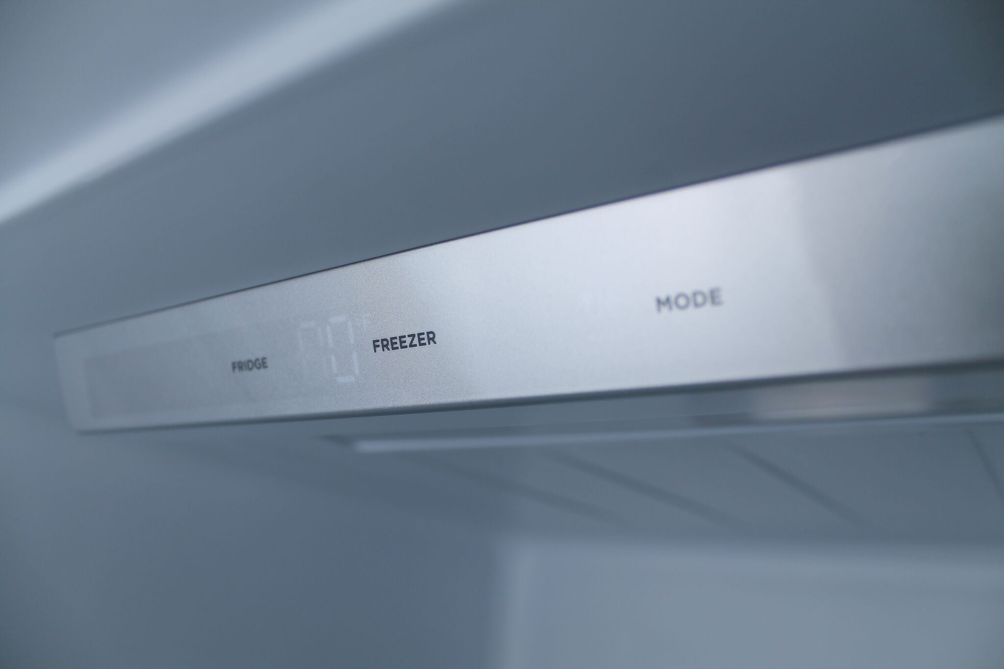 Marathon 30" 18 Cu. Ft. Stainless Steel Bottom-Freezer Refrigerator - MFF179SSBM-RH