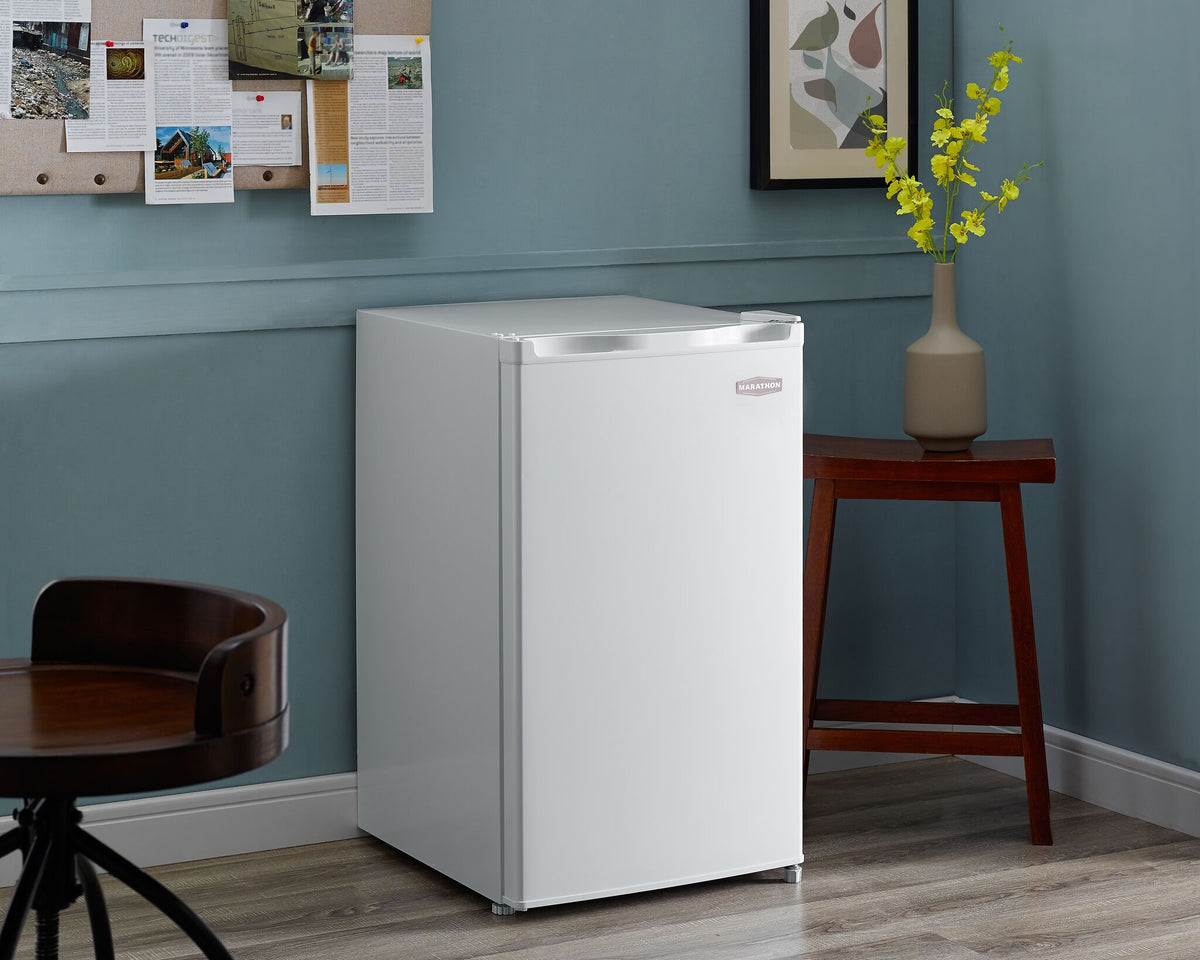 Marathon White Compact All-Fridge (4.4 cu.ft) - MAR46W | Leon's
