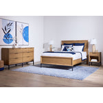 Feeling Connected - Newport 6 - Piece Queen Bedroom Package - Oak and Black