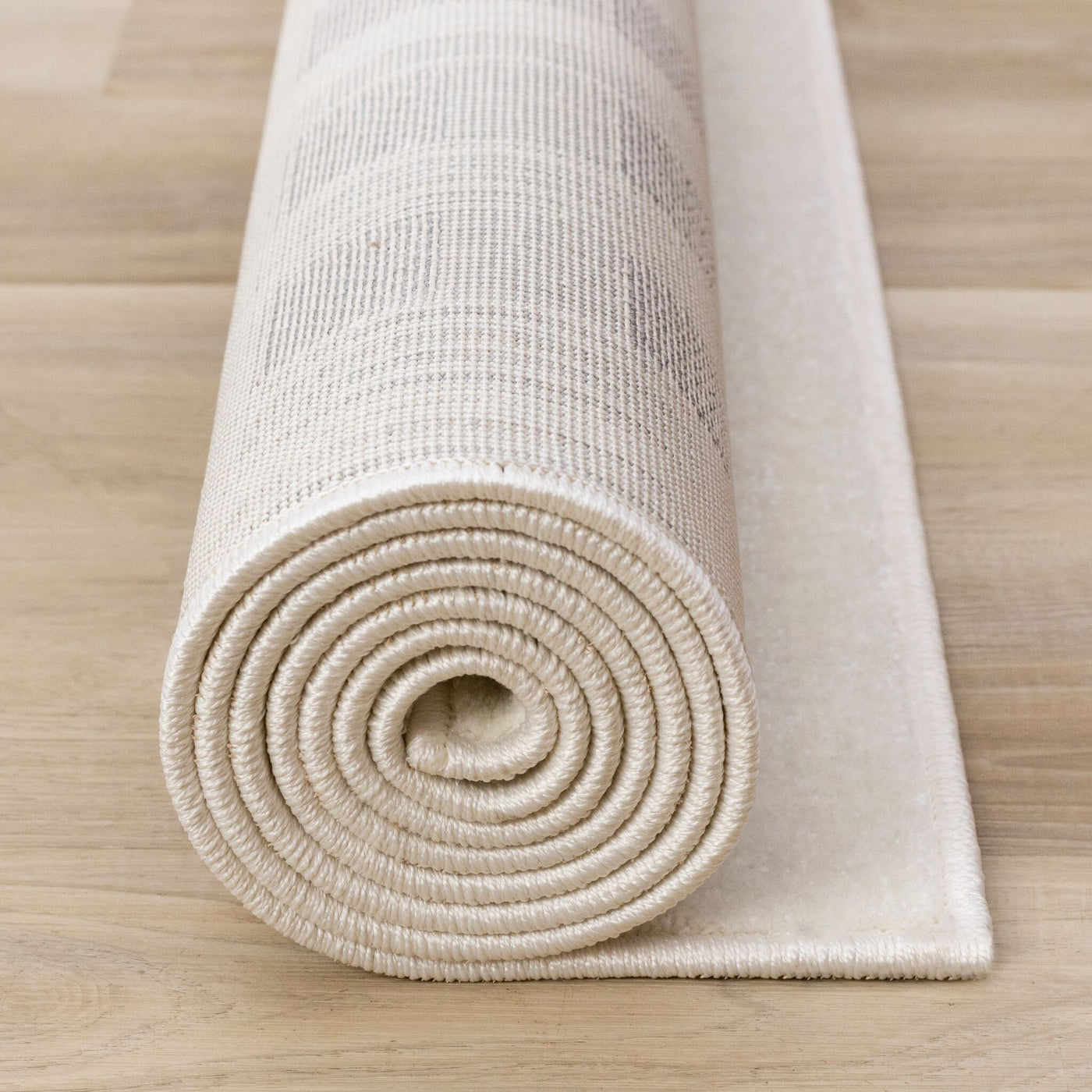 Pearl Grid 6'7" x 9'6" Grid Design Area Rug - White