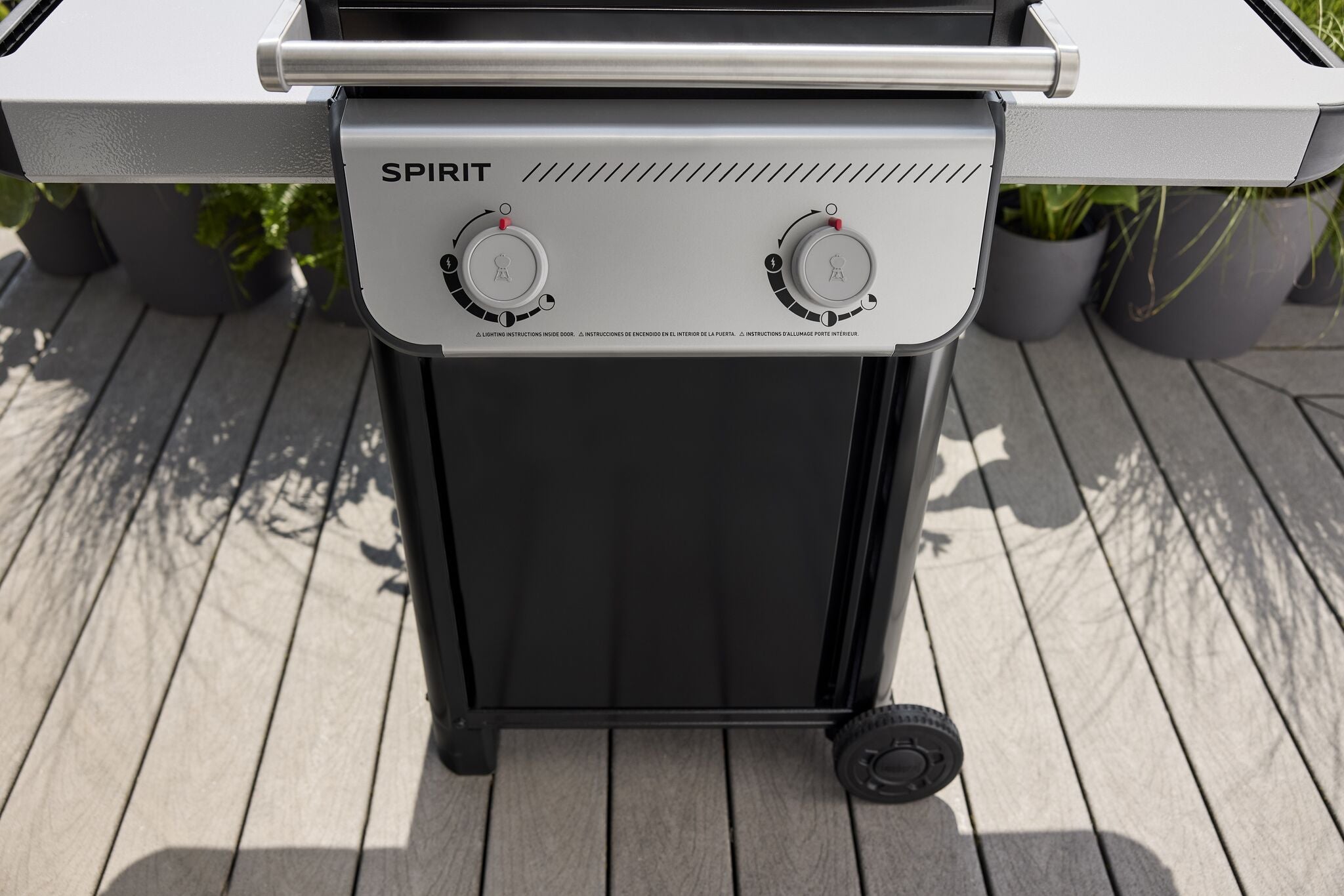 Weber Spirit E-210 Gas Grill (Liquid Propane) - 1501000